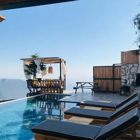 Aquamarin Villa *